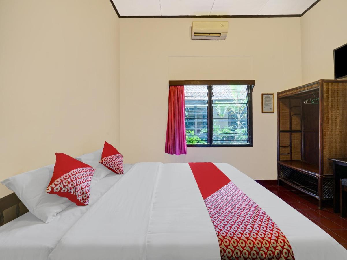 Oyo 90676 Oryza Hotel Yogyakarta Esterno foto