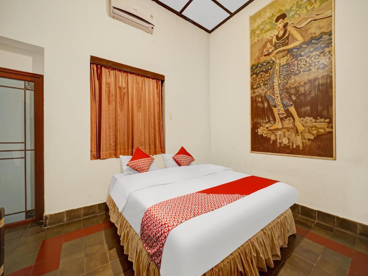 Oyo 90676 Oryza Hotel Yogyakarta Esterno foto