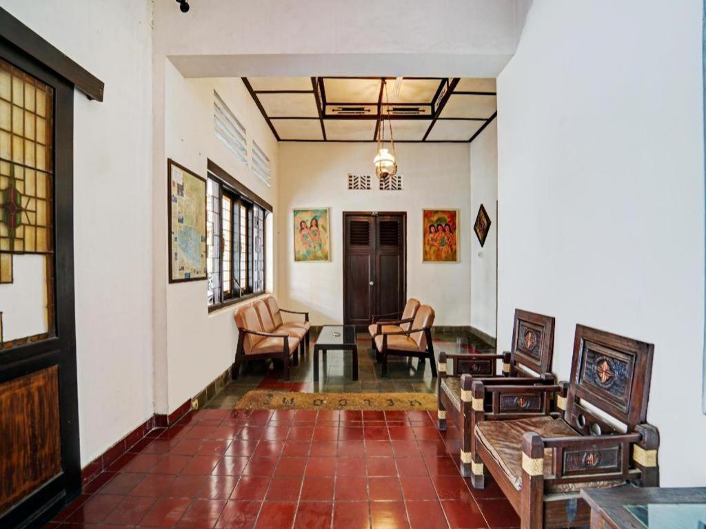 Oyo 90676 Oryza Hotel Yogyakarta Esterno foto
